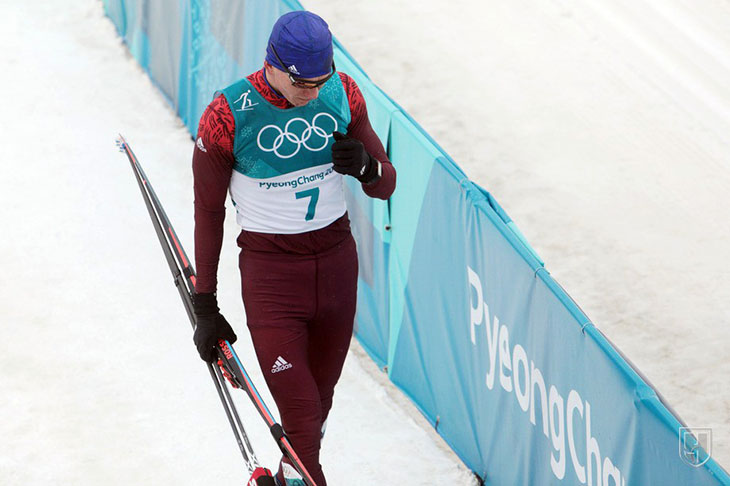 Большунов завоевал серебро в лыжной гонке на 50 км