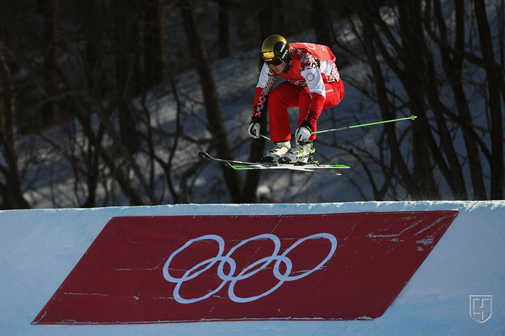 Фристайлист Сергей Ридзик завоевал бронзу в ски-кроссе на Олимпийских играх — 2018