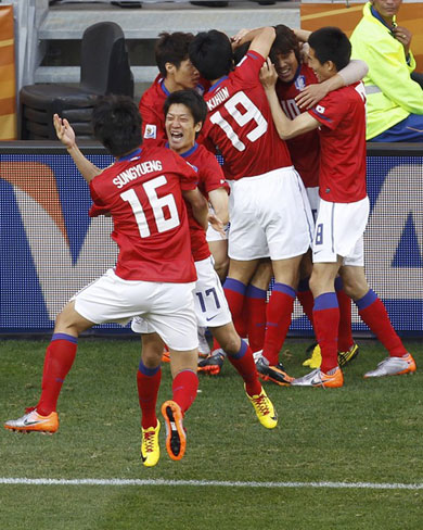 Корея-Греция  2-0  2010