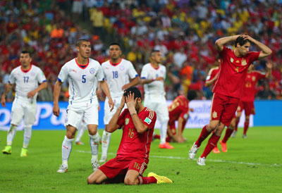 Испания-Чили 0-2 Испания на коленях!