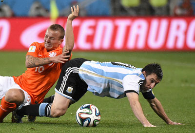 Чемпионат мира по футболу 1\2 финала Голландия-Аргентина 0-0
