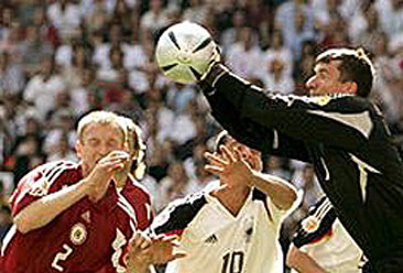 Евро 2004 ЛАТВИЯ - ГЕРМАНИЯ - 0:0.