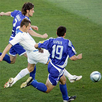 Евро 2004 Россия-Греция 2:1. Кириченко первый гол!