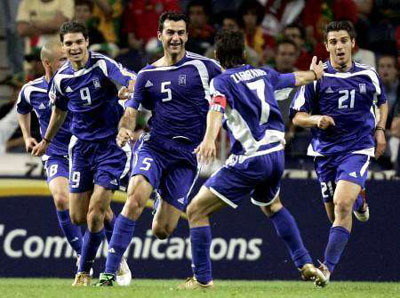 Евро 2004 1/2 финала Греция-Чехия 1:0. Гол Греции!