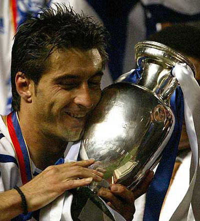 Теодорос ЗАГОРАКИС Лучший игрок ЕВРО 2004.