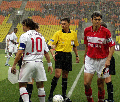Спартак-Локомотив 1:3 2004. капитаны Лоськов и Ковтун.