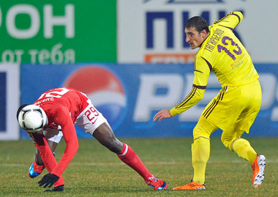 Анжи-Спартак 0:0 2012 Эменике и Тагирбеков.