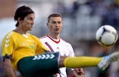 Литва-Россия 0:0 2012, Алексей Березуцкий.