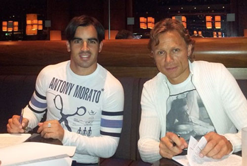 Хурадо и Карпин подписали контракт.