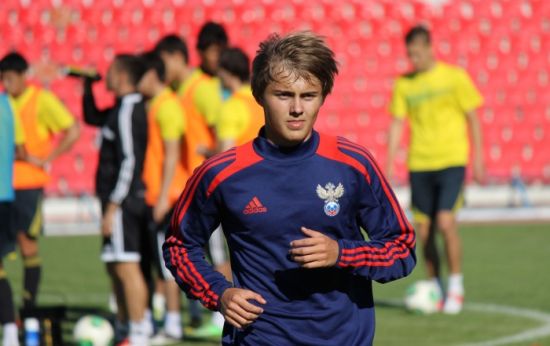 Александр Зуев юношеская сборная России