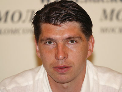 Тренер Андрей Чернышов.