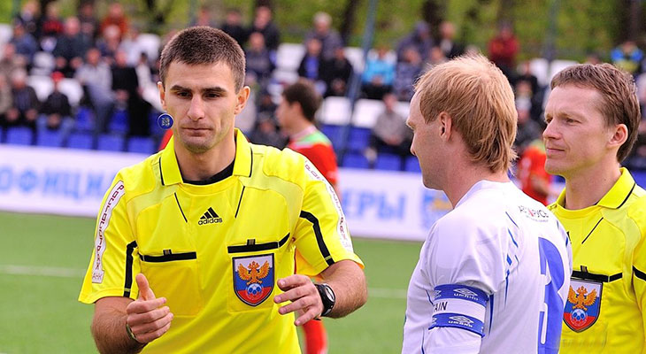 Алексей Сухой арбитр по футболу