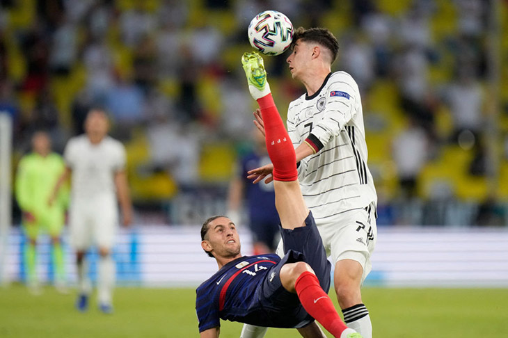 Чемпионат Европы Франция — Германия — 1:0
