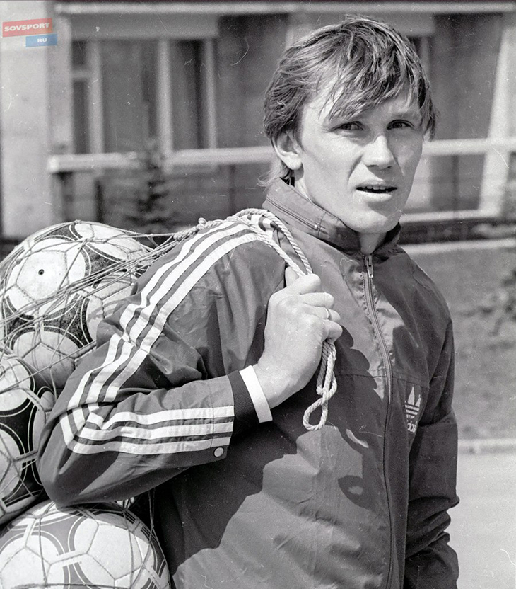  Сергей Родионов выиграл чемпионаты СССР 1979, 1987 и 1989 годов, чемпионаты России 1993 и 1994 годов, Кубок России 1994 года. 