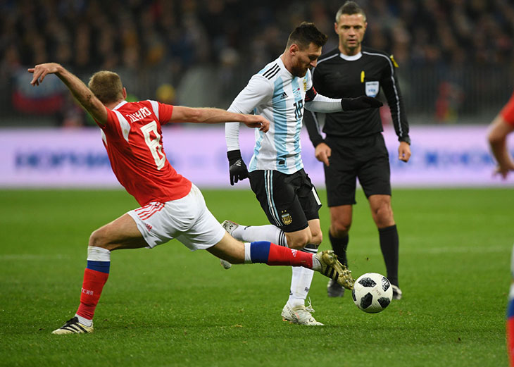 Россия-Аргентина 0-1 Судья Скомина (скотина)